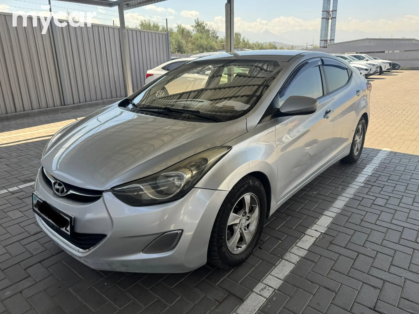 Hyundai Avante, 2011