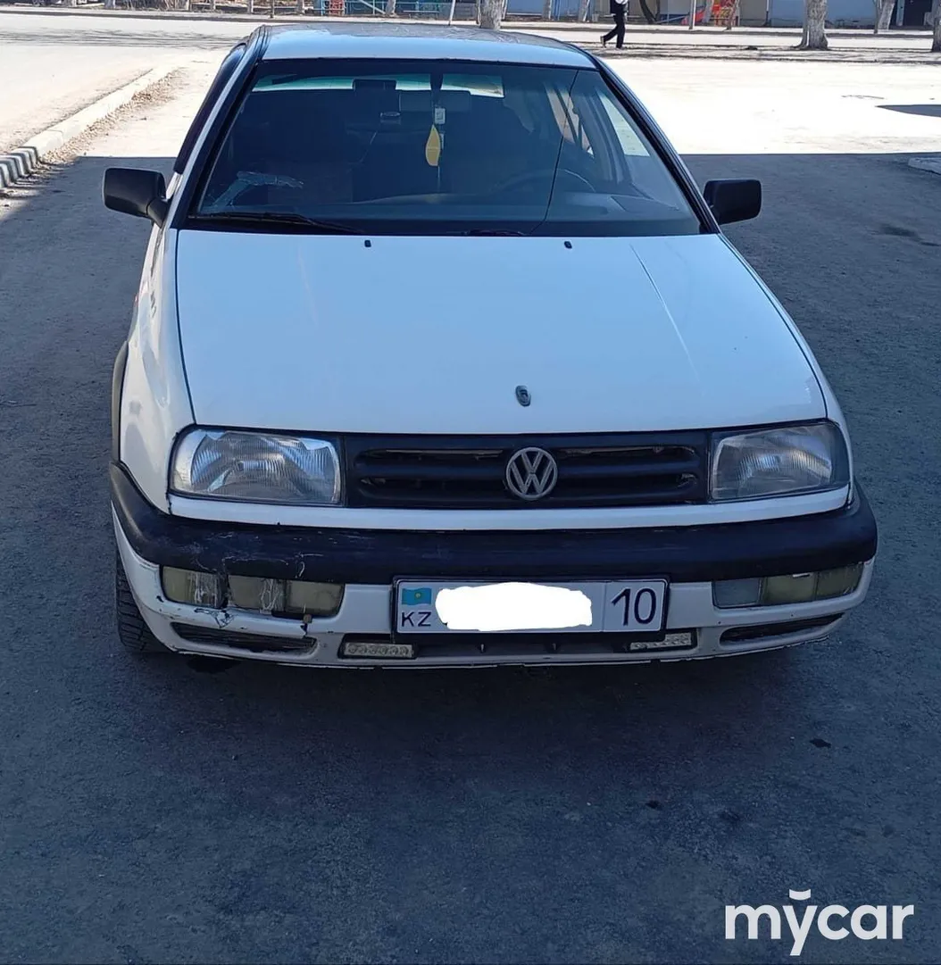 Volkswagen Vento, 1992