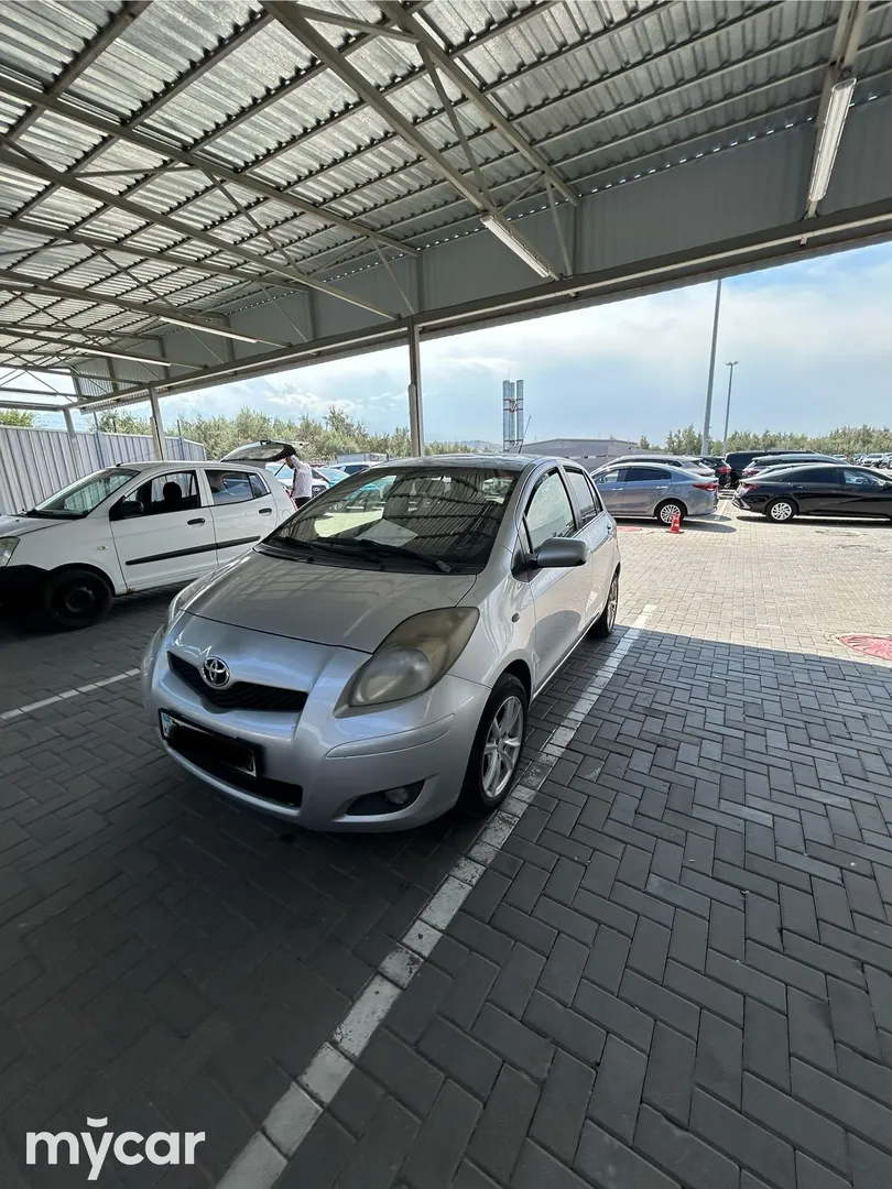 Toyota Yaris, 2011
