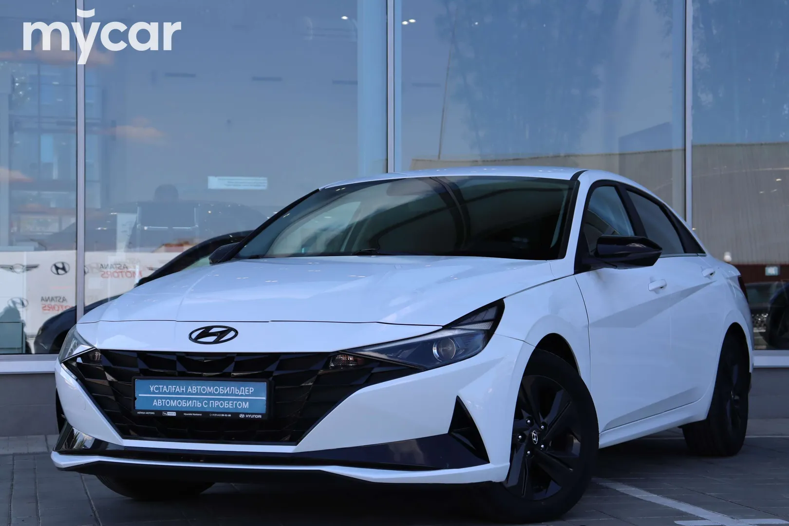 Hyundai Elantra, 2022