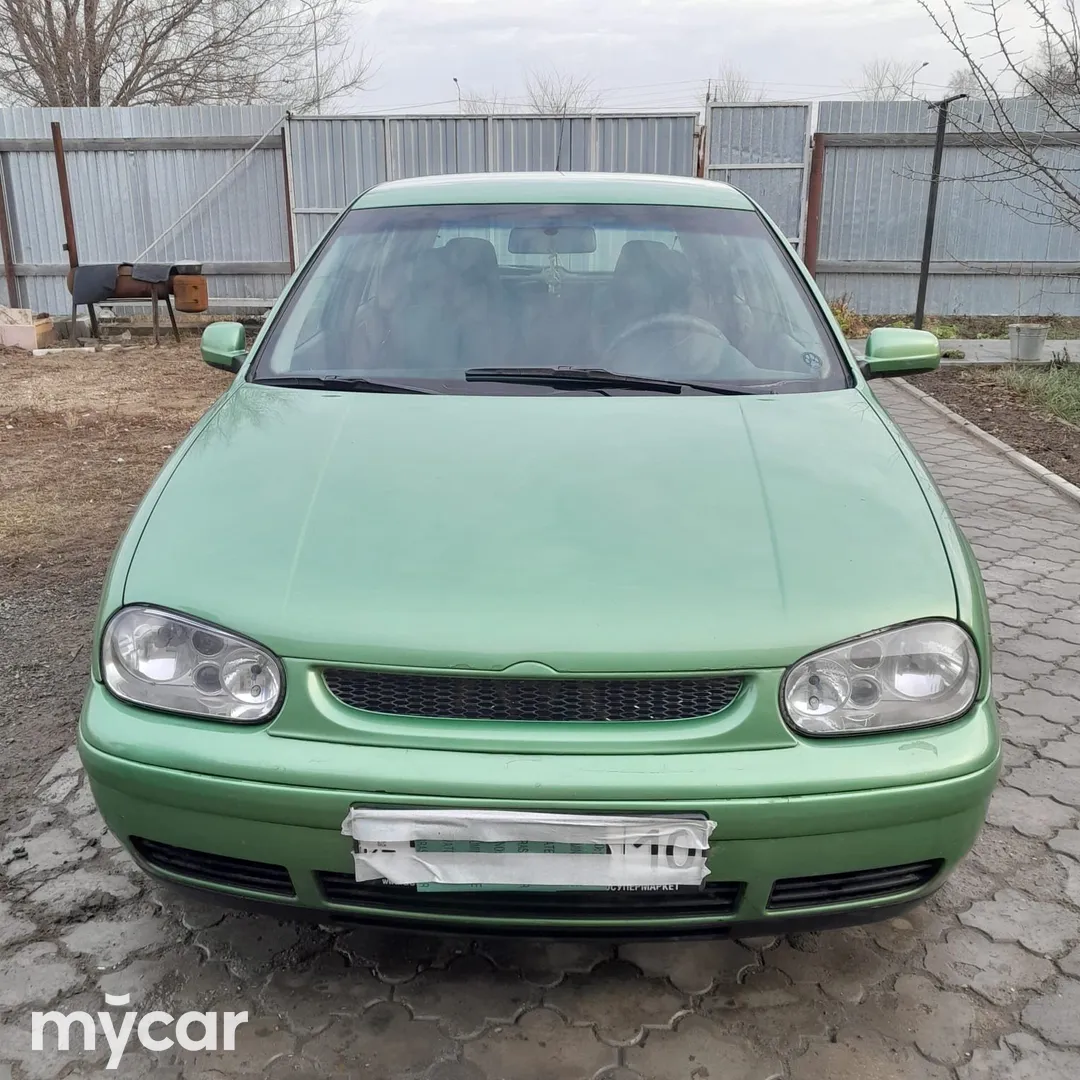 Volkswagen Golf, 1999