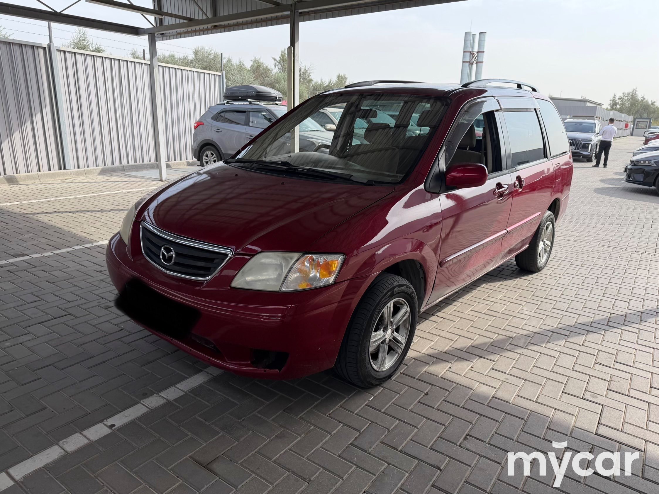 Mazda MPV, 2001