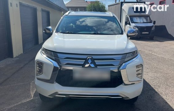 Mitsubishi Montero Sport 2023