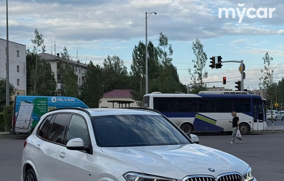BMW X5 2019