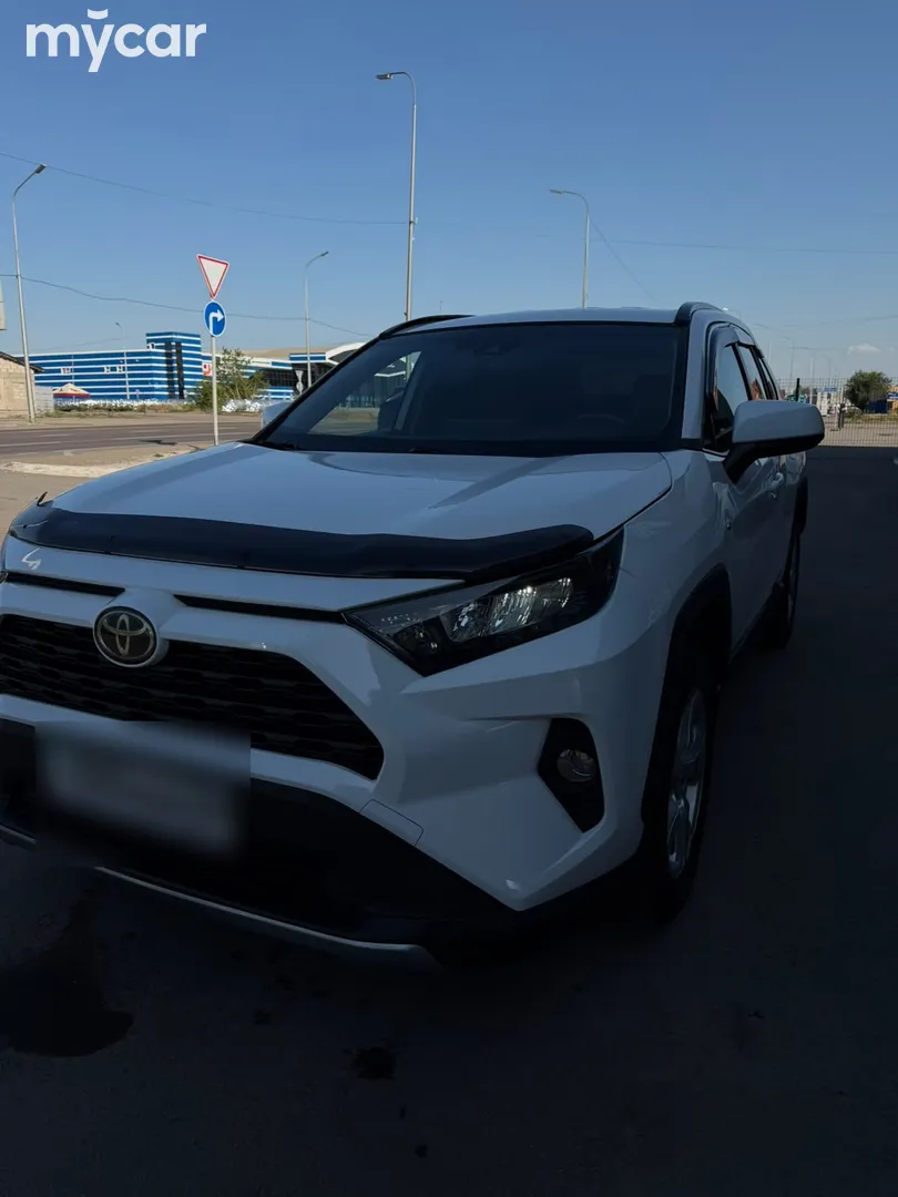 Toyota RAV4, 2021