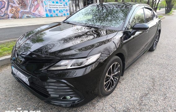 Toyota Camry 2023