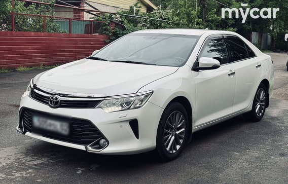 Toyota Camry 2016