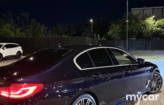 BMW 5 серия 2018