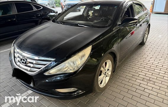Hyundai Sonata 2011