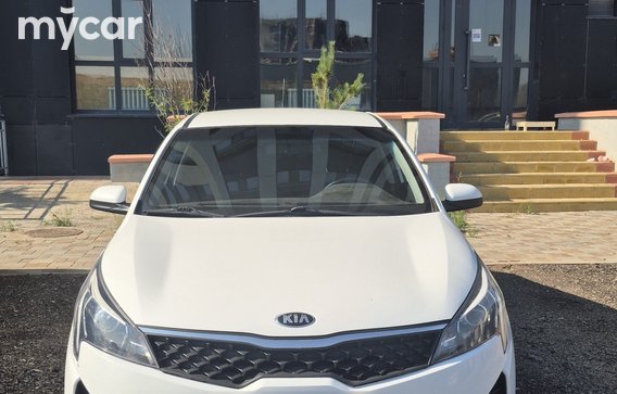 Kia Rio 2021