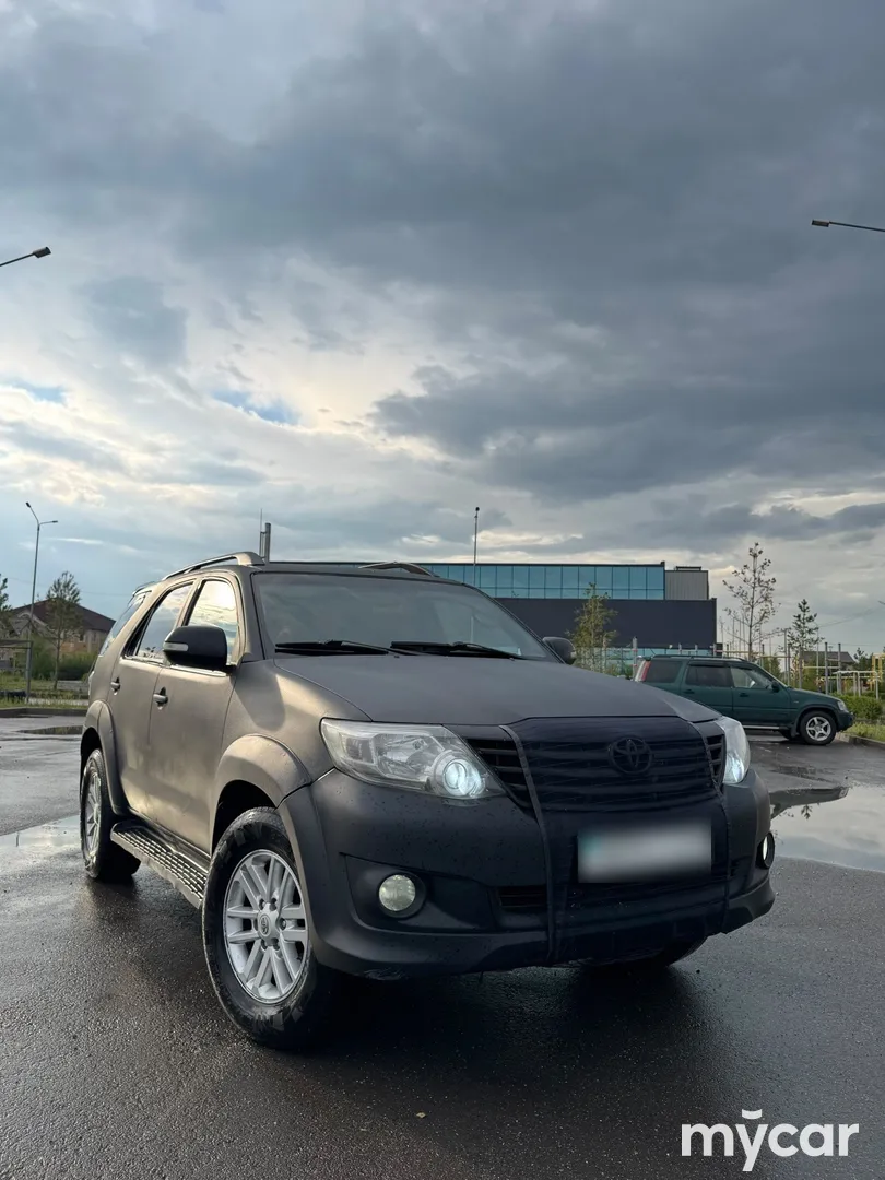 Toyota Fortuner, 2014