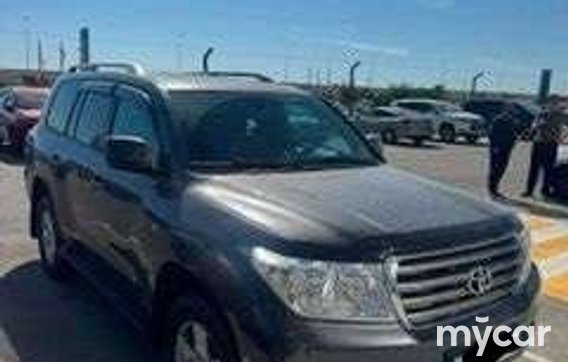 Toyota Land Cruiser 2011