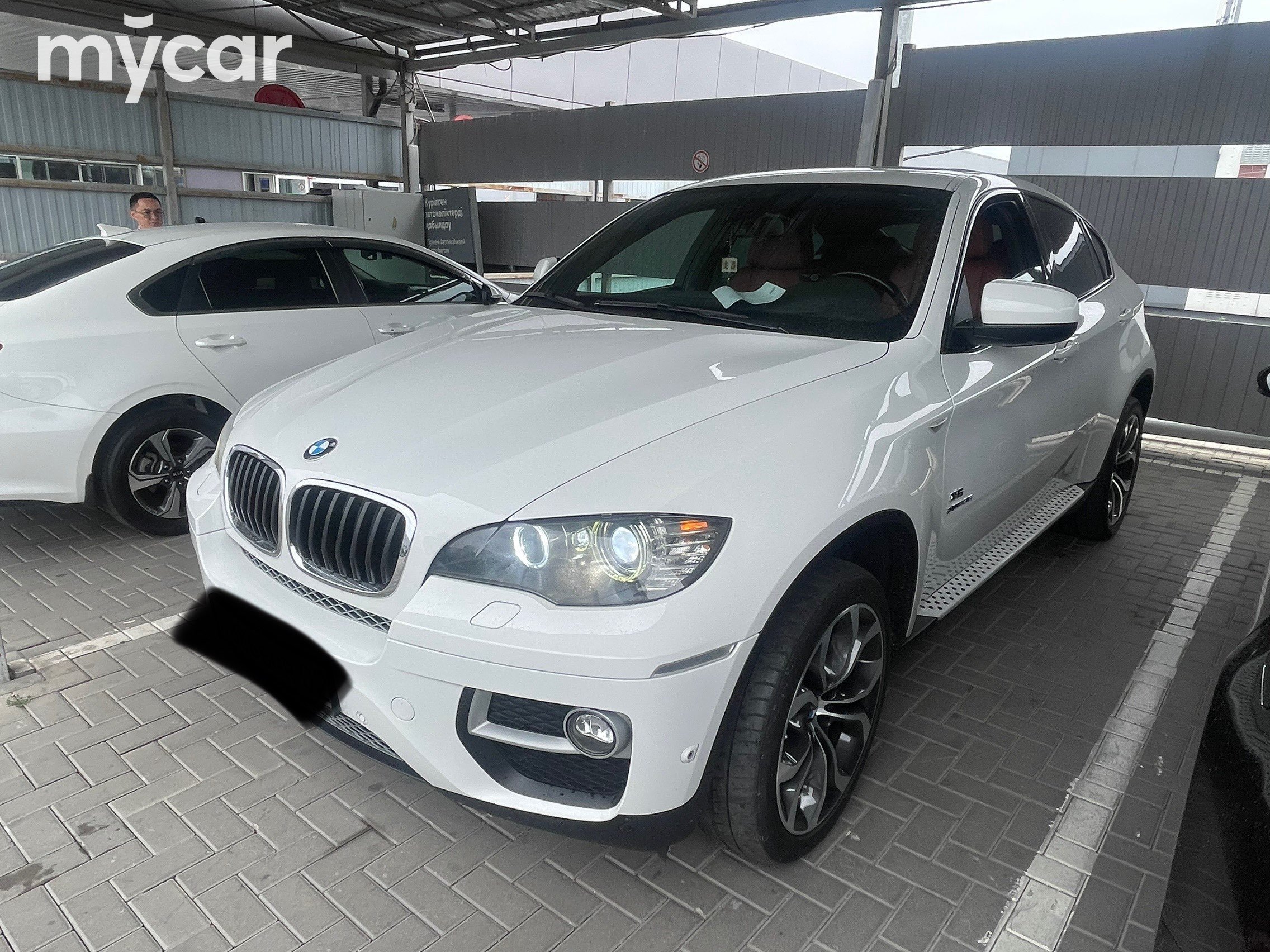 BMW X6 2012