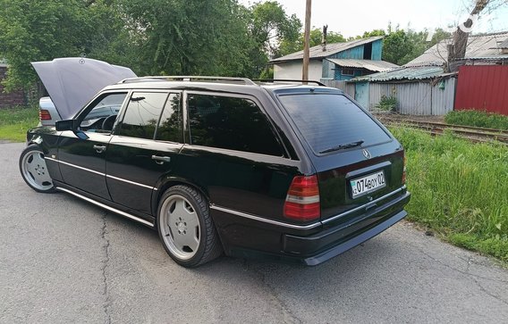 Mercedes-Benz E-Класс 1992