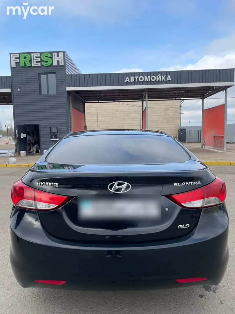 Hyundai Elantra, 2013