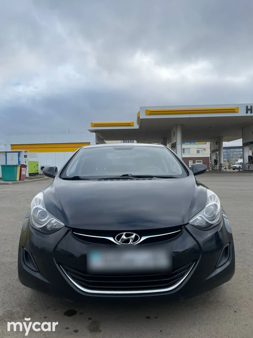Hyundai Elantra, 2013