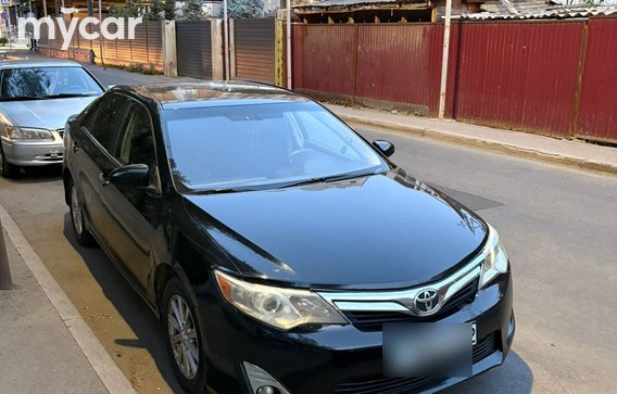 Toyota Camry 2012