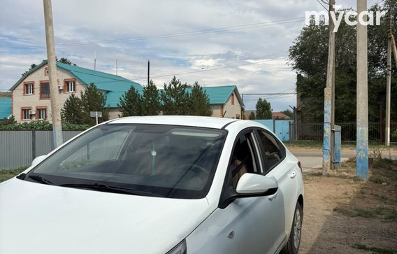 Hyundai Accent 2021