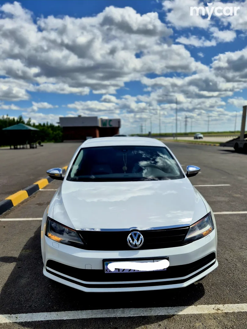 Volkswagen Jetta, 2015