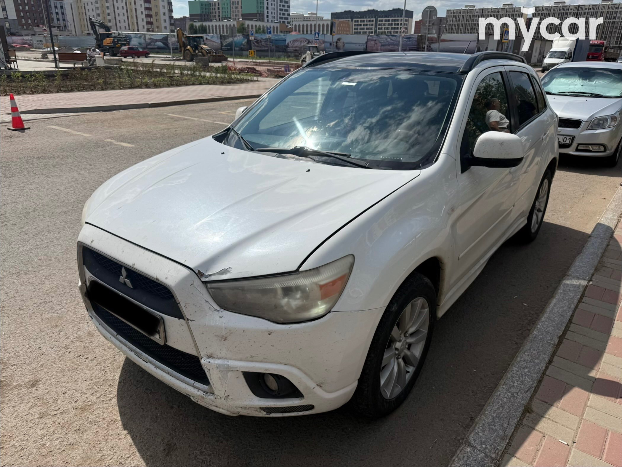 Mitsubishi Outlander 2011