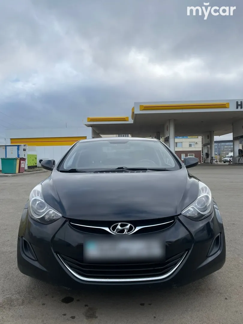 Hyundai Elantra, 2013