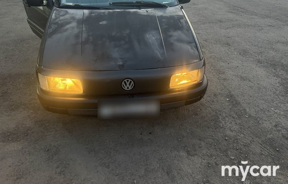 Volkswagen Passat 1990
