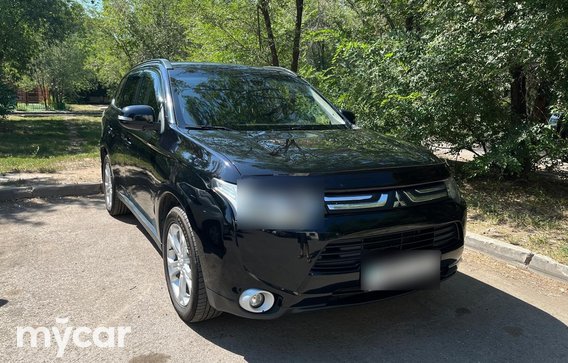 Mitsubishi Outlander 2013