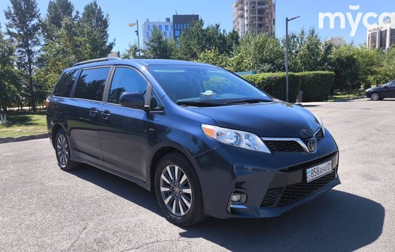 Toyota Sienna 2020