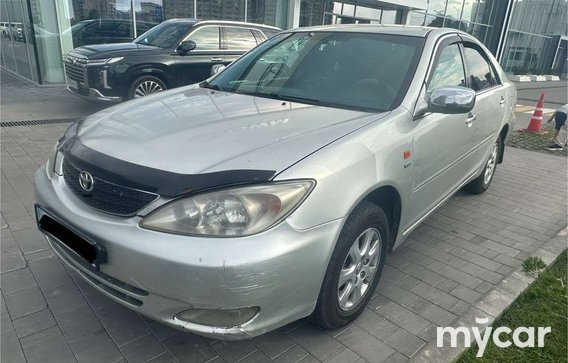 Toyota Camry 2004