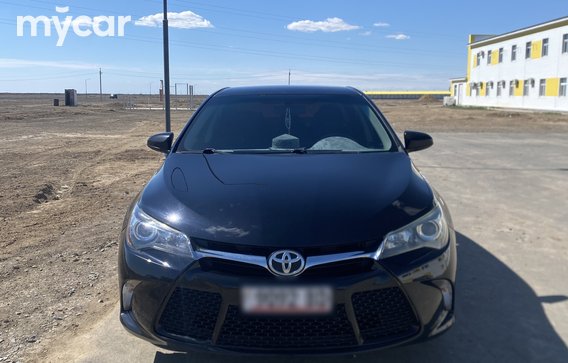 Toyota Camry 2015