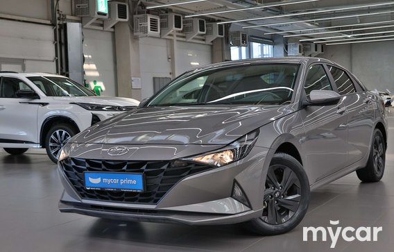 Hyundai Elantra 2023