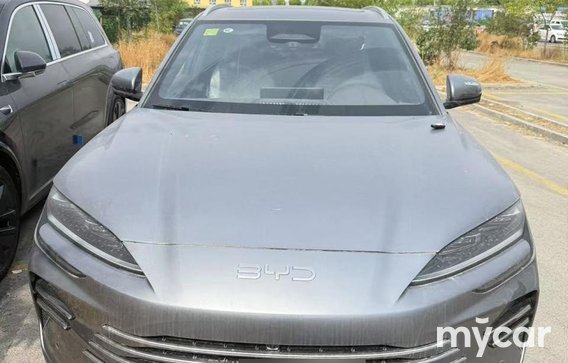 BYD Song Plus DM-i 2025