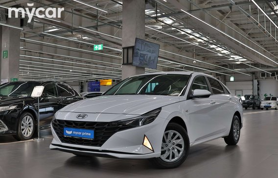 Hyundai Elantra 2022