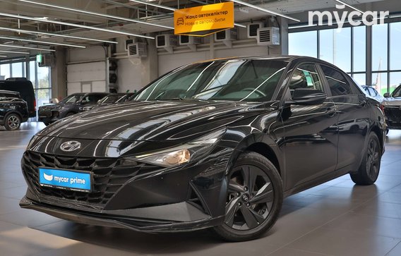 Hyundai Elantra 2022