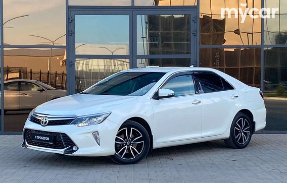 Toyota Camry 2017