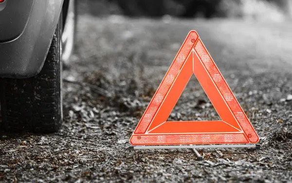 Два человека погибли в жутком ДТП в Павлодаре: машина снесла автобусную остановку