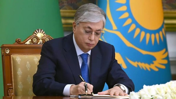 Токаев заменил сразу четырех послов