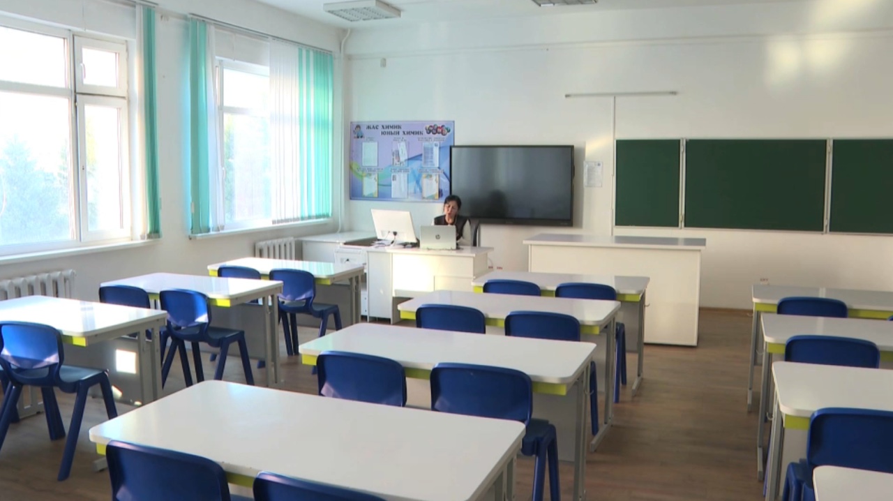 В Казахстане во 2–4 классах хотят отменить СОР и СОЧ