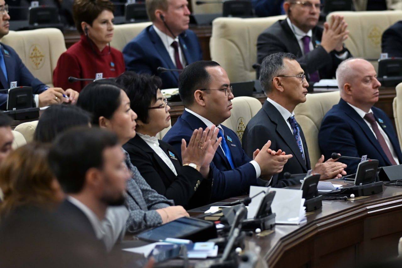 Журналистам разрешили общаться с депутатами Курултая только в пресс-центре