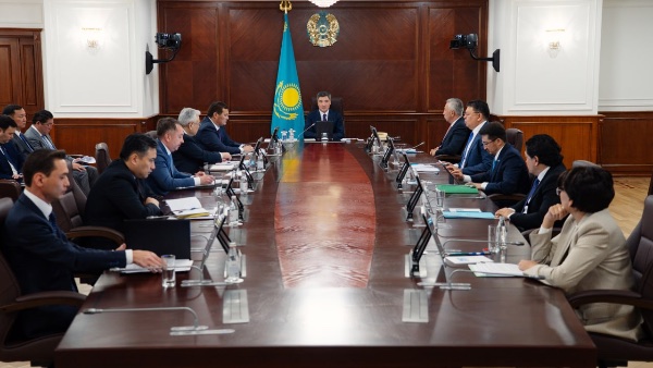 Трансформацию ЦОНов в AI-офисы в Казахстане завершат до конца года
