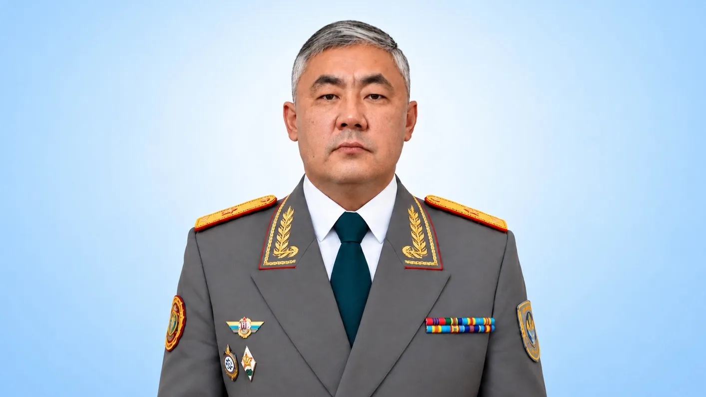 Новый глава Минобороны Мырзахметов провел первое совещание и определил задачи в приоритете