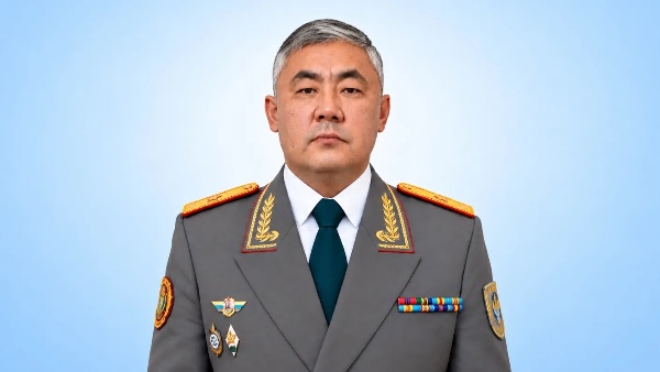 Новый глава Минобороны Мырзахметов провел первое совещание и определил задачи в приоритете