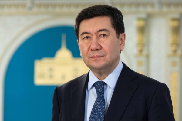 Президент РК выдвинул Кошанова на пост председателя Халық Кеңесі