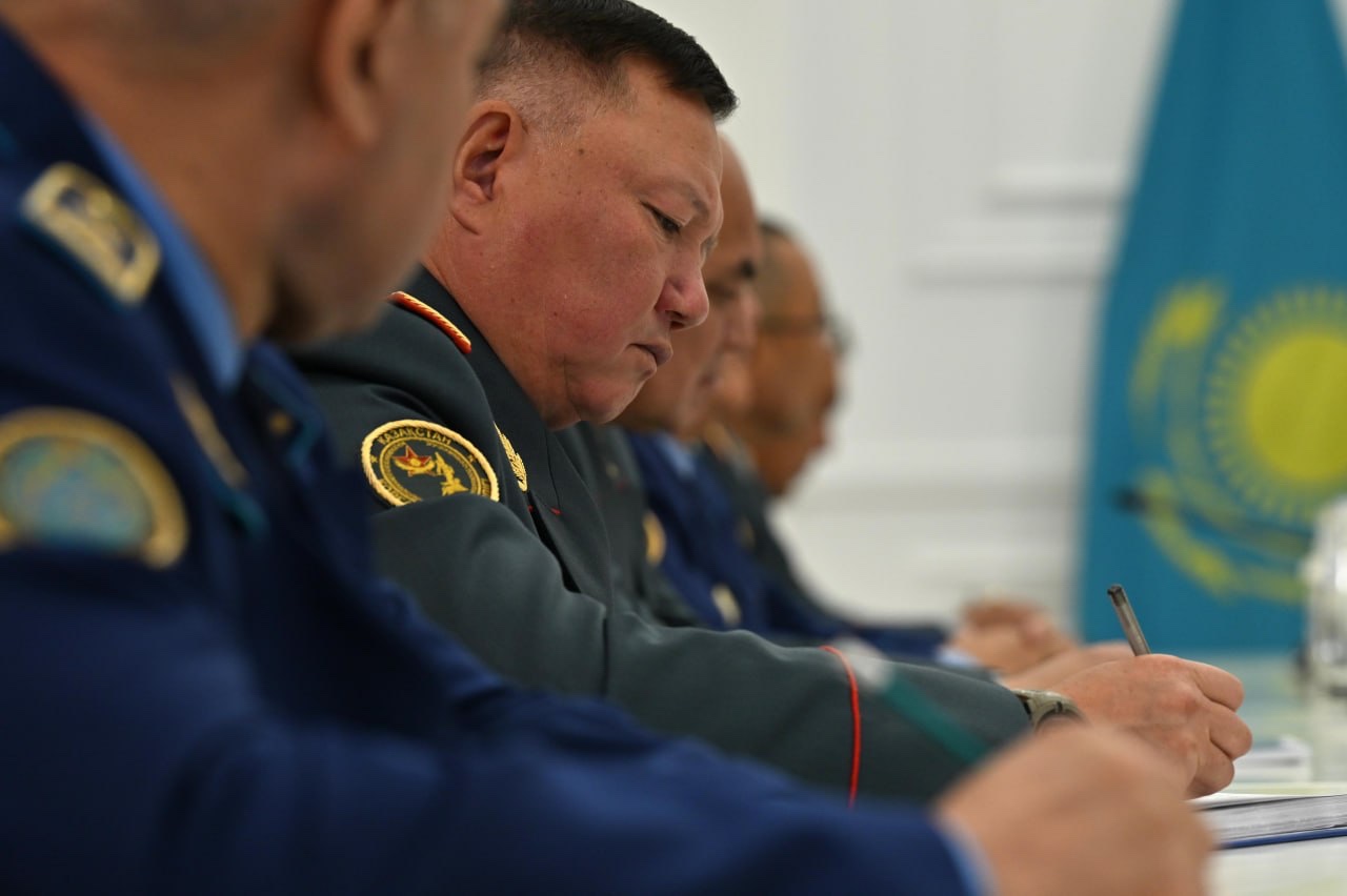 Минобороны призвало казахстанцев не верить фейкам о срочниках после ЧП в Мангистау