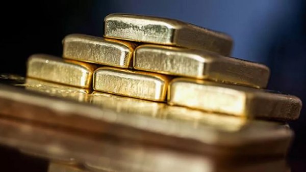 Гражданка Кыргызстана пыталась провезти через Казахстан килограммы золота необычным способом