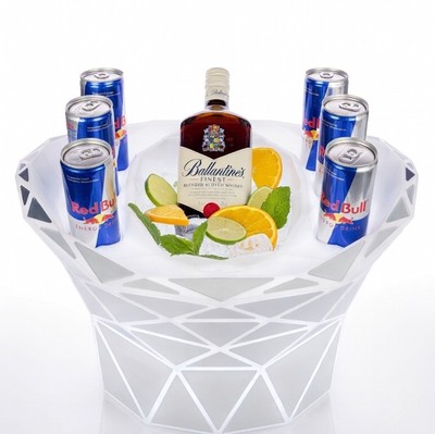 BALLANTINES Finest 0,7L + 6 Red Bull